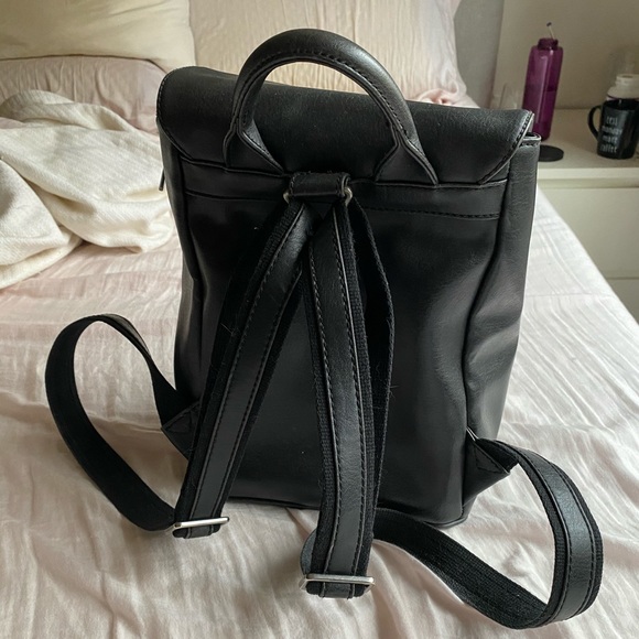 ✨SOLD✨ Matt & Nat backpack - Picture 2 of 6